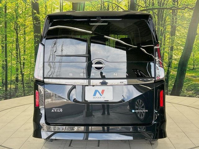 NISSAN SERENA  WG 2025