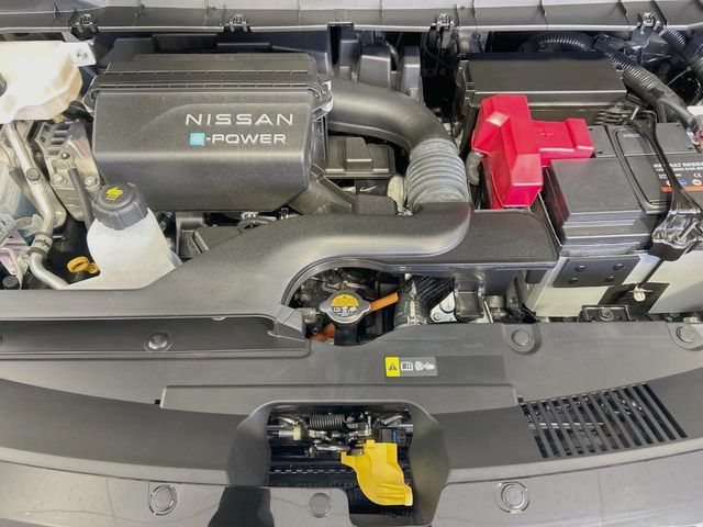 NISSAN SERENA  WG 2025