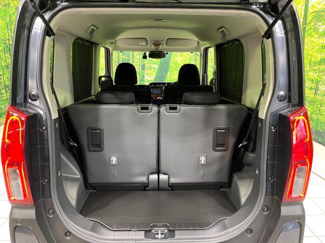 DAIHATSU TANTO FAN CROSS 2024