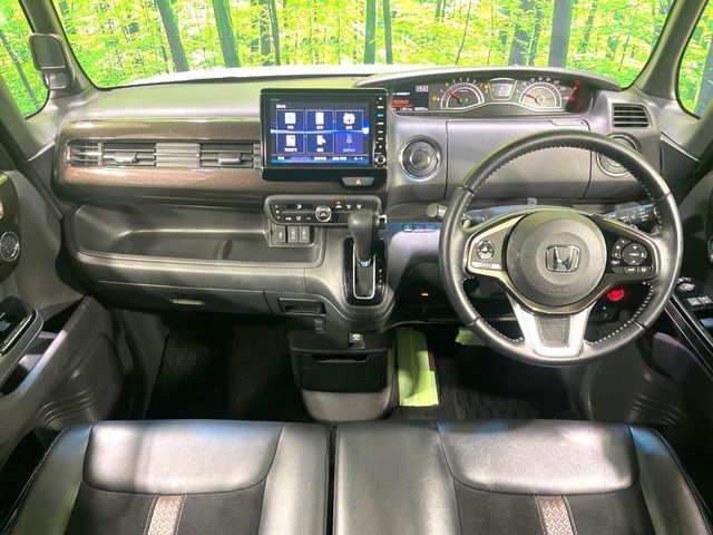 HONDA N BOX CUSTOM 2018