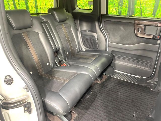 HONDA N BOX CUSTOM 2018