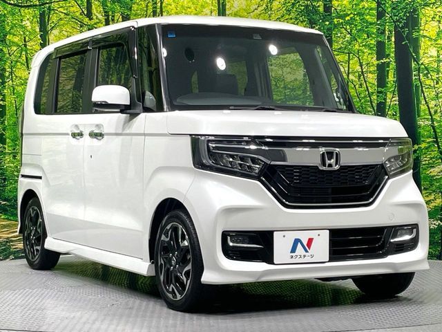 HONDA N BOX CUSTOM 2018