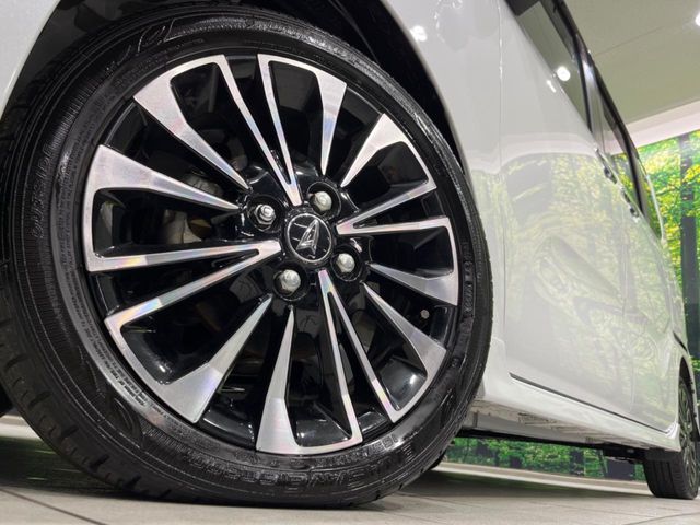 DAIHATSU TANTO CUSTOM 2023