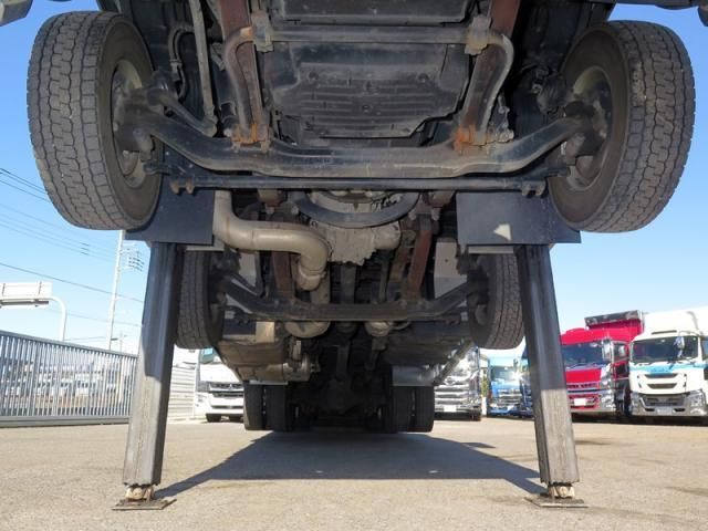 MITSUBISHI FUSOU SUPER GREAT 2018