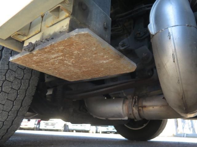 MITSUBISHI FUSOU SUPER GREAT 2018