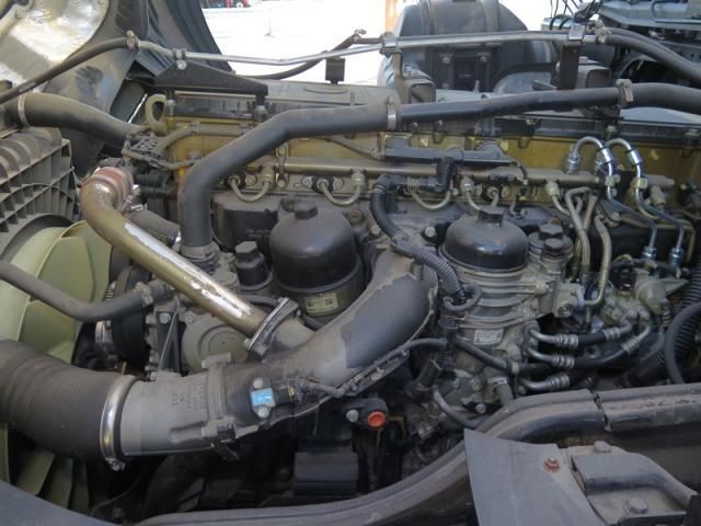 MITSUBISHI FUSOU SUPER GREAT 2018