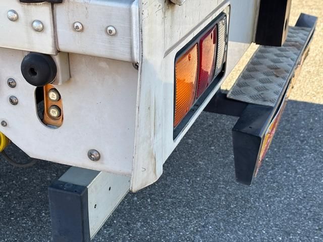 MITSUBISHI FUSOU FIGHTER 2017