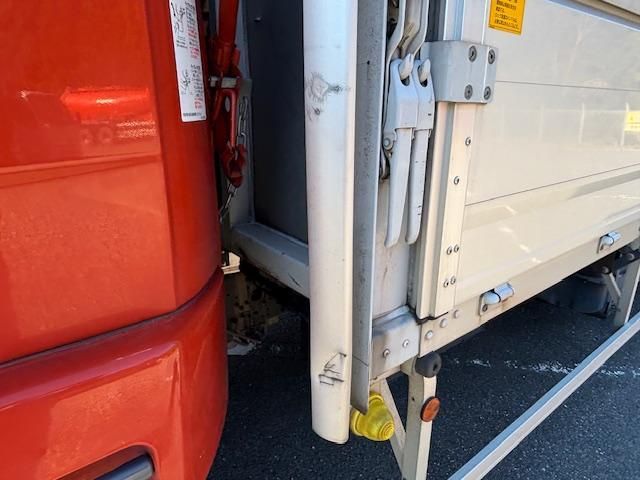 MITSUBISHI FUSOU FIGHTER 2017