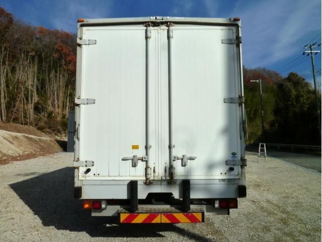 MITSUBISHI FUSOU FIGHTER 2015