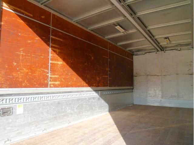 MITSUBISHI FUSOU FIGHTER 2015