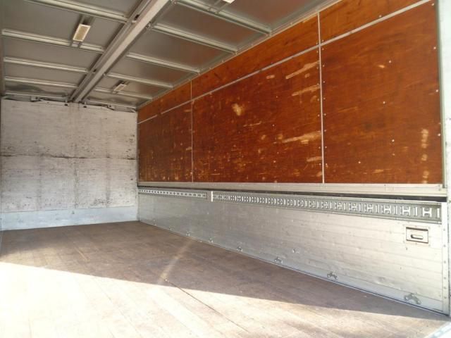 MITSUBISHI FUSOU FIGHTER 2015