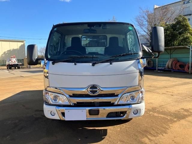 HINO DUTRO 2022