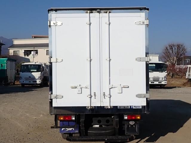 MITSUBISHI CANTER 2020