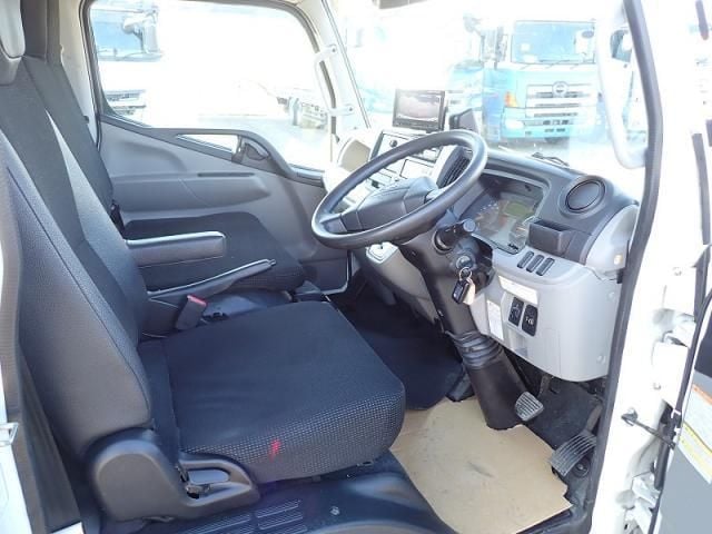 MITSUBISHI CANTER 2020