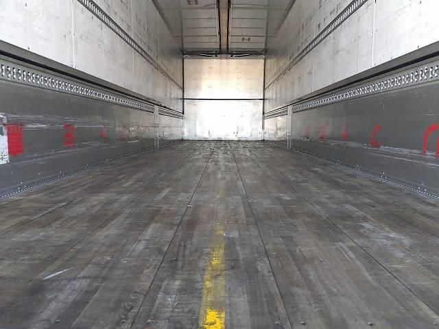 NISSAN DIESEL Quon 2014