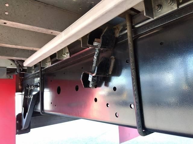 NISSAN DIESEL Quon 2014