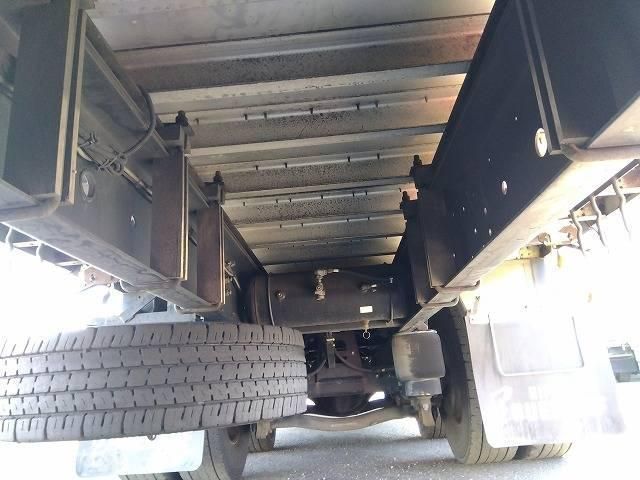 NISSAN DIESEL Quon 2014