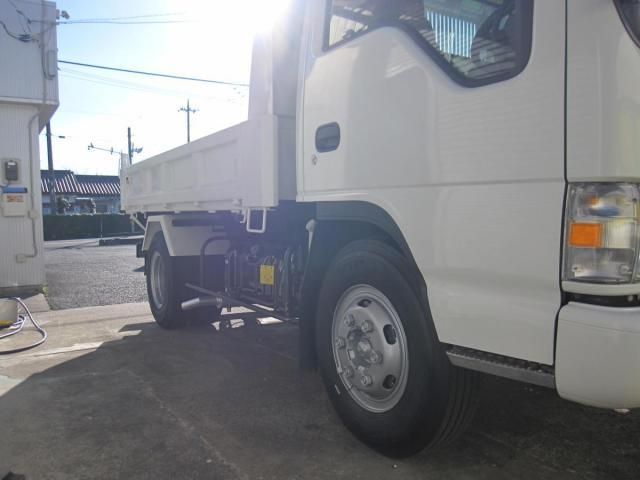 ISUZU ELF 2002
