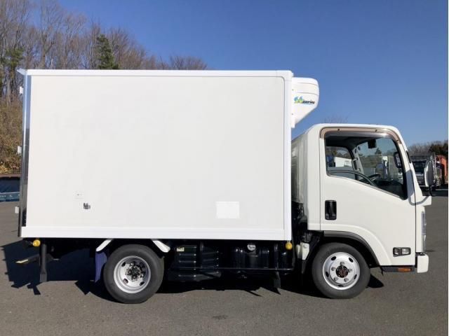 ISUZU ELF 2018