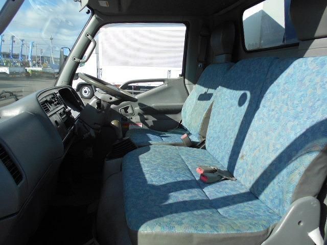 MITSUBISHI CANTER 2001