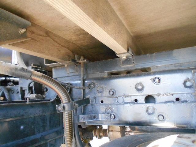 MITSUBISHI CANTER 2001