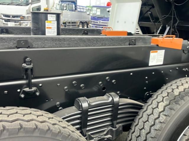 MITSUBISHI FUSOU SUPER GREAT 2025