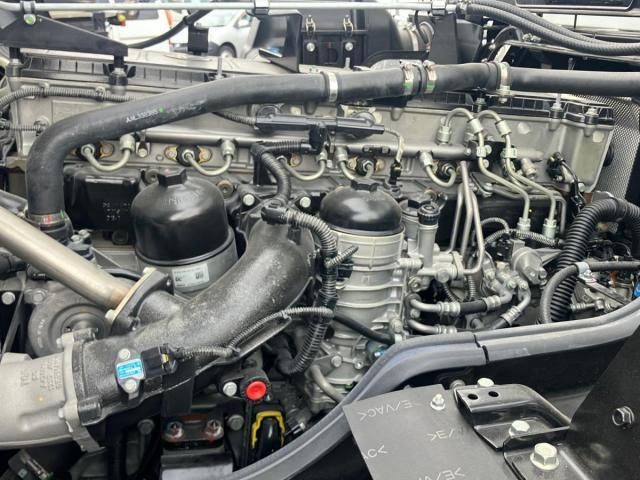 MITSUBISHI FUSOU SUPER GREAT 2025