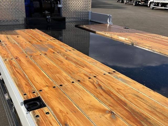 MITSUBISHI FUSOU SUPER GREAT 2025