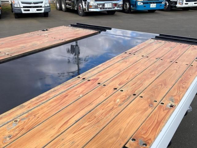 MITSUBISHI FUSOU SUPER GREAT 2025