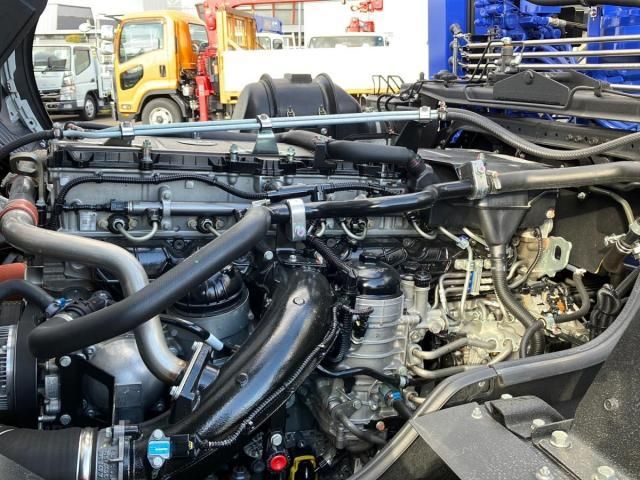 MITSUBISHI FUSOU SUPER GREAT 2025