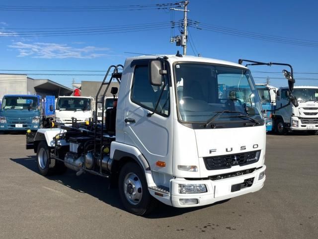 MITSUBISHI FUSOU FIGHTER 2024