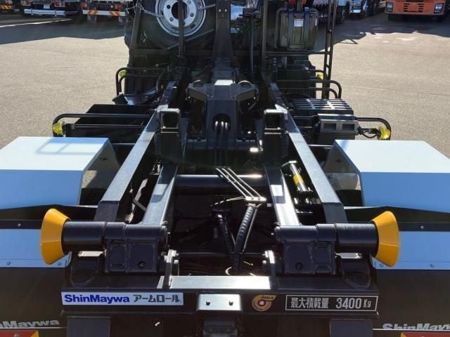 MITSUBISHI FUSOU FIGHTER 2024