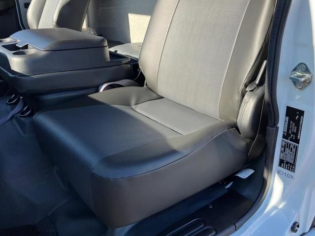 MITSUBISHI FUSOU FIGHTER 2024