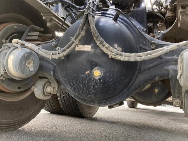 MITSUBISHI FUSOU SUPER GREAT 2023