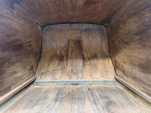 MITSUBISHI CANTER 2016