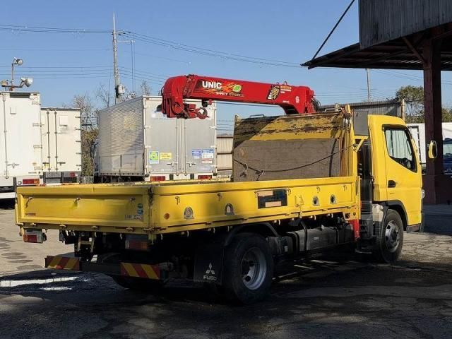 MITSUBISHI CANTER 2021