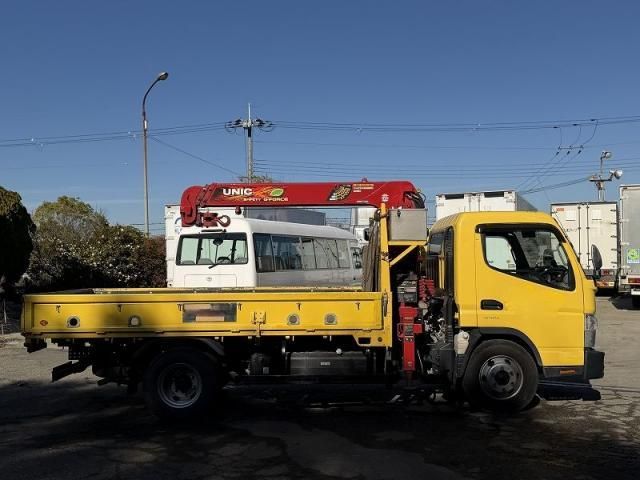 MITSUBISHI CANTER 2021