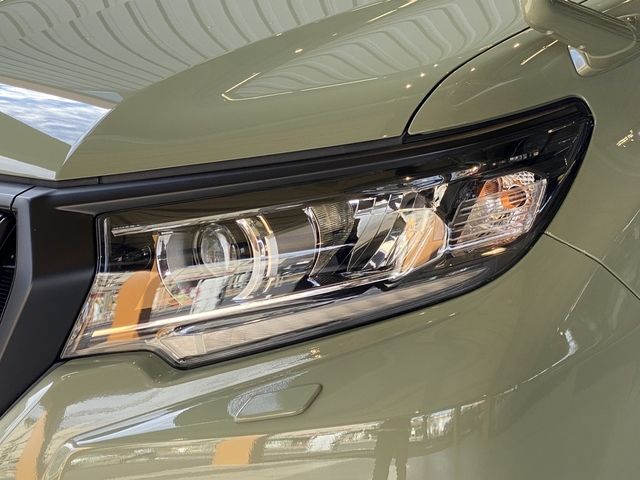 TOYOTA LANDCRUISER PRADO 2017