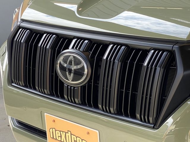 TOYOTA LANDCRUISER PRADO 2017