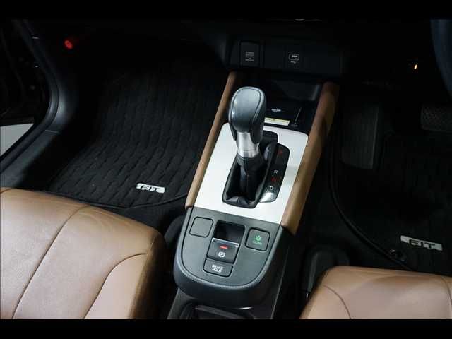 HONDA FIT e:HEV 2020