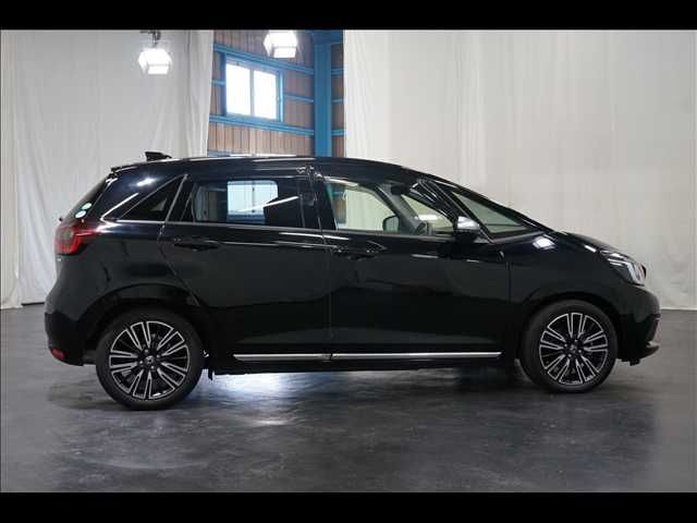 HONDA FIT e:HEV 2020