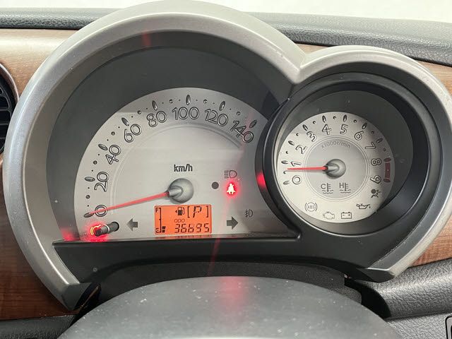 DAIHATSU MIRA GINO 2006