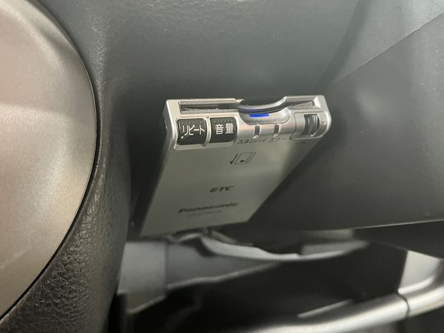 DAIHATSU MIRA GINO 2006