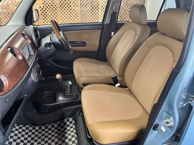 DAIHATSU MIRA GINO 2006