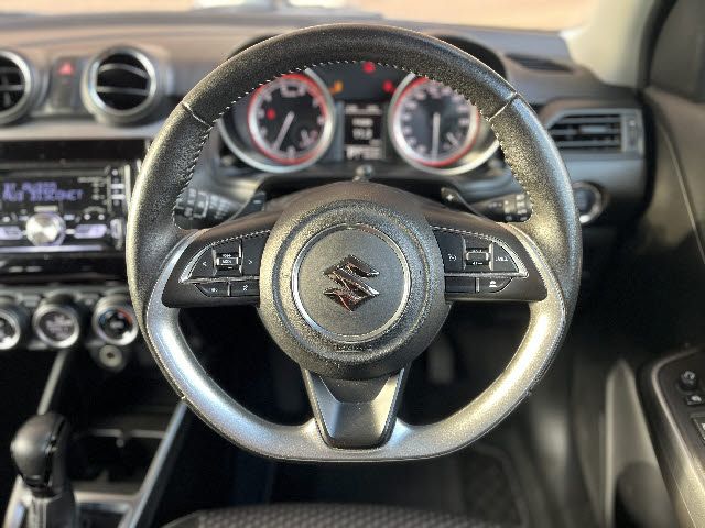 SUZUKI SWIFT 4WD 2019