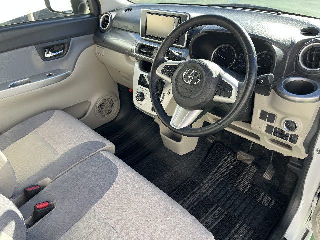 TOYOTA PIXIS JOY 2020