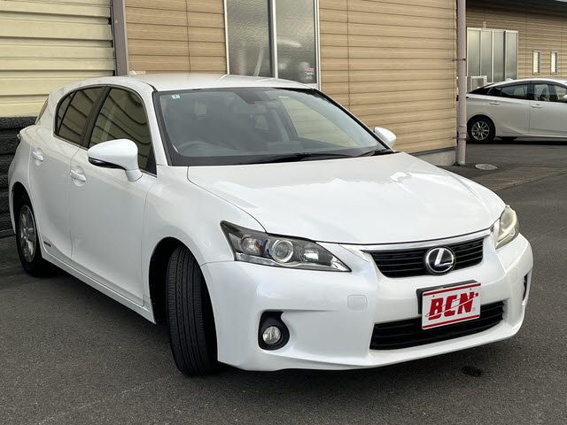 TOYOTA LEXUS CT200h 2012