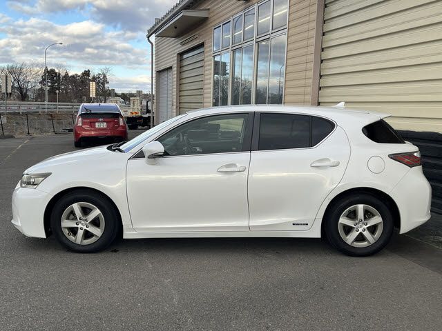 TOYOTA LEXUS CT200h 2012