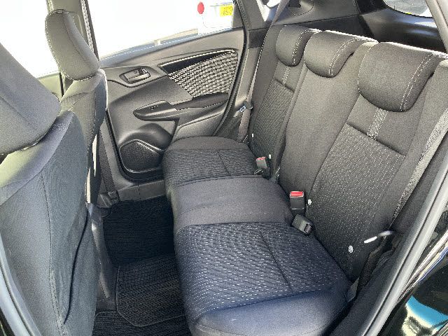 HONDA FIT HYBRID 2017