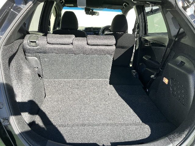 HONDA FIT HYBRID 2017